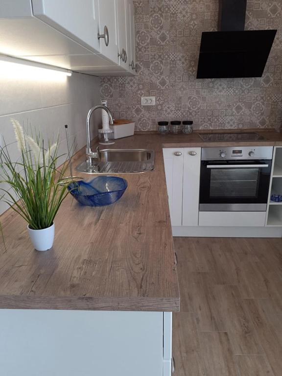 Apartmani Goga 2 โมลัต ภายนอก รูปภาพ