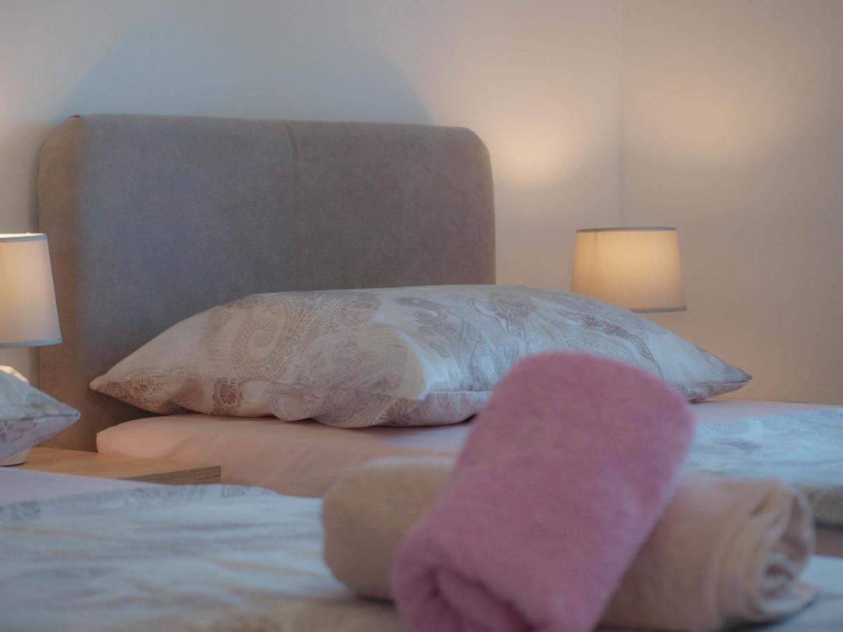 Apartmani Goga 2 โมลัต ภายนอก รูปภาพ